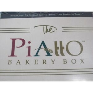The Piatto Bakery Box Goods Carrier Green Collapsible Reusable 2-Layer Storage
